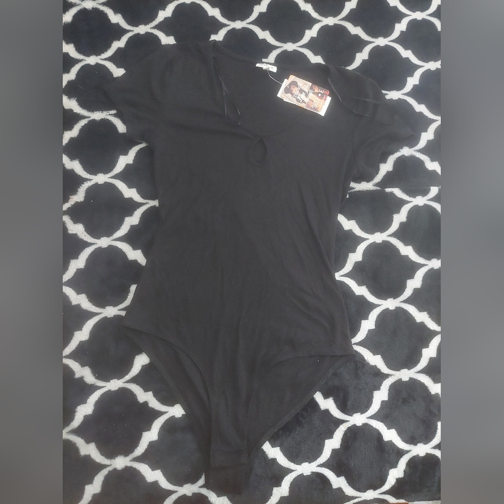 Selfie Black‎ Women's Bodysuit